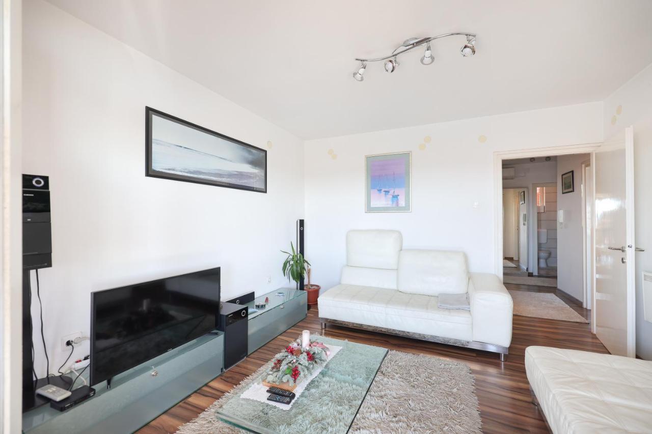 Apartman Cruiser Zadar Bagian luar foto